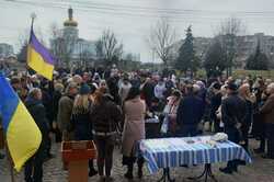 У громаді на Дніпропетровщини попрощалися з героєм